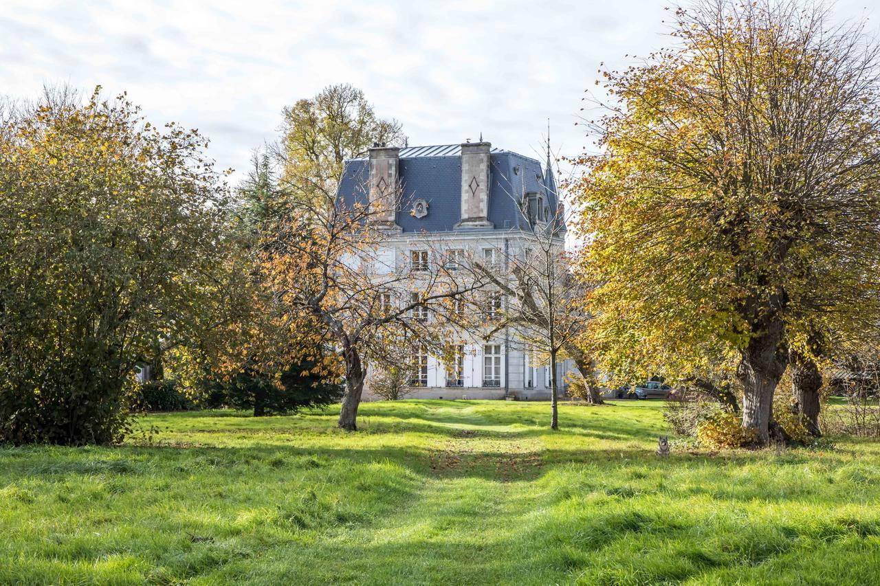 Chambres D'hotes Chateau De La Puisaye 3*